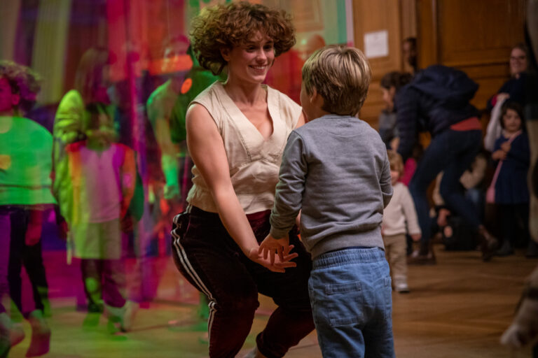 Nuit Blanche des enfants, Mairie du 18ème, 2022, credits : Erwan Floch