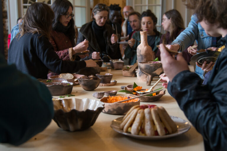 « Le banquet tiède », vue de la restitution, Saint-Brieuc, 2019 © Estelle Chaigne